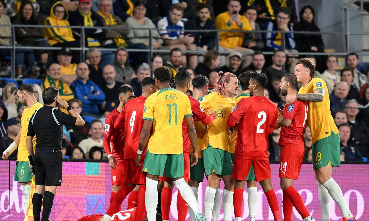 澳大利亚球队惊险晋级