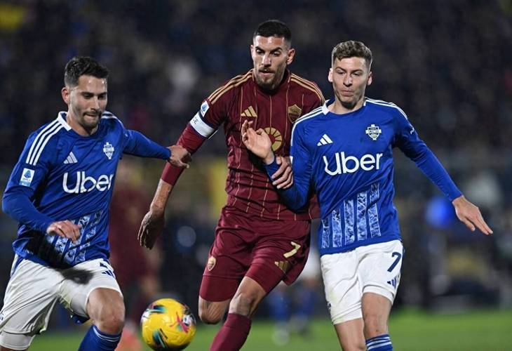 西悉尼流浪者进攻端火力强劲，欲破布宜诺斯艾利斯独立防线的简单介绍