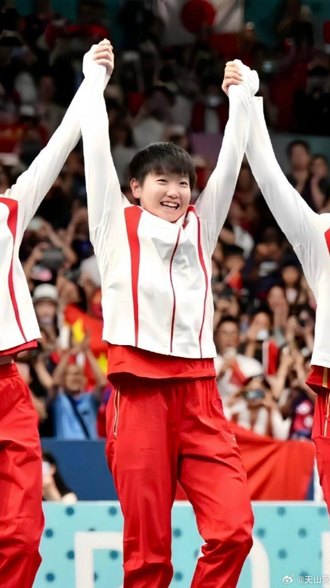 中国运动员斩获冠军力压群雄 中国运动员斩获冠军力压群雄