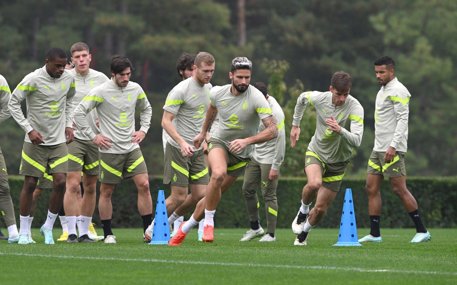 巴恩利队首发有调整，备战关键战